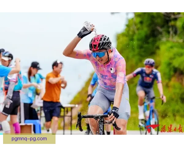 山地车比赛：激烈竞争，燃情表现