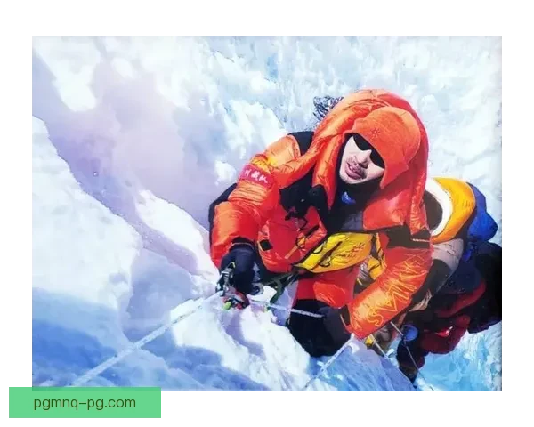 攀岩界壮举：挑战攀登世界之巅，勇创无人能及的新高度